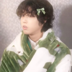 عکس آرتمیسعلی سینگل