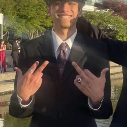 عکس ᴀʟᴠɪɴ🍃