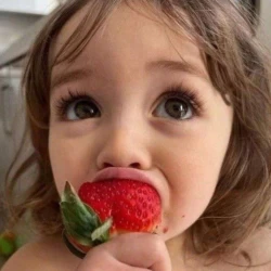 عکس آنیا