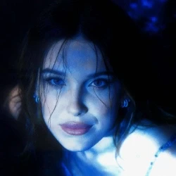 عکس helena