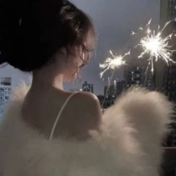 عکس "Ella"