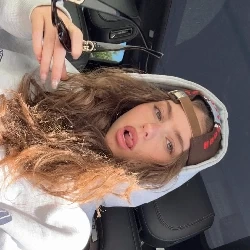 عکس 𝘏𝑎𝑛𝑖 🇵🇹