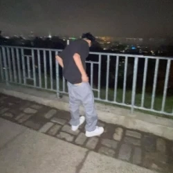 عکس 𝐦𝐚𝐦𝐚𝐝