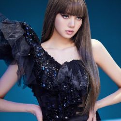 عکس لالیسا مانوبان