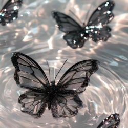 عکس بی اهمیت ترین چیز تو زندگیت