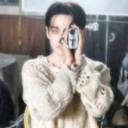 عکس His Eyes