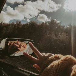 عکس جایی برای حرف زدن
