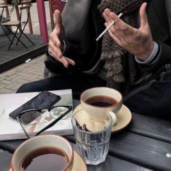 عکس ‌        ‌ 𝑧𝑒𝑢𝑠