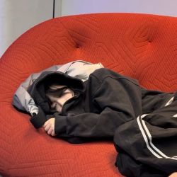 عکس ‧₊˚🖇️✩ʜᴏᴍᴇ₊˚🎧⊹♡