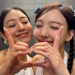 عکس ((𝖧𝖻𝖽 𝗆𝗒 girl💘