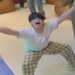 عکس To talk. °•★