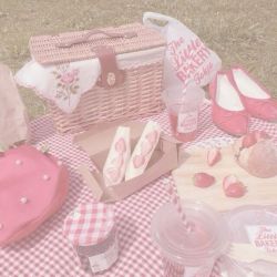 عکس 𓊆ིྀ ࡛ ֹ 🍰⃝ ۪  𝖯𝗂𝖼𝗇𝗂𝖼 ֺ🍓⃝ ۫ ̼ 𓊇ྀི