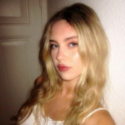 عکس 𝗗e𝗮th𝗡ot𝗲