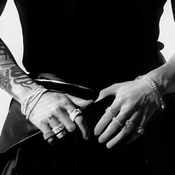 عکس 𝙉𝙚𝙬 𝙔𝙤𝙧𝙠