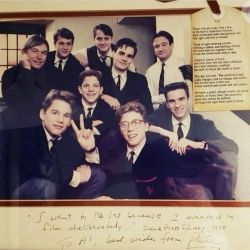 عکس 𝗠𝗶𝘀𝘀𝗶𝗻𝗴 𝗳𝗲𝗲𝗹𝗶𝗻𝗴𝘀•🖋•