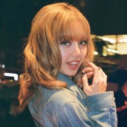 عکس یادگاری ای از طرف تو برای دلانا