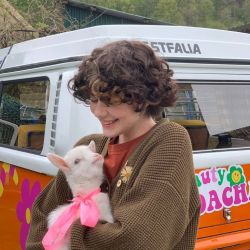 عکس کدوم یکی؟