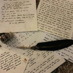 عکس دفترچه افکار یک نویسنده بی‌قرار