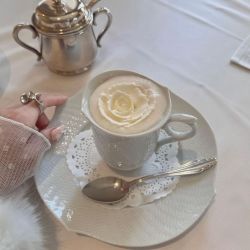 عکس 𝑚𝗒 𝖽𝖺𝗂𝗅︎𝗒