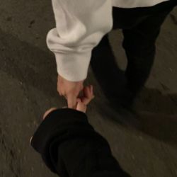 عکس ᵂᵒʳᵈˢ ᵒᶠᶠ & ᵐᵘˢⁱᶜ ᵗᵃˡᵏˢ