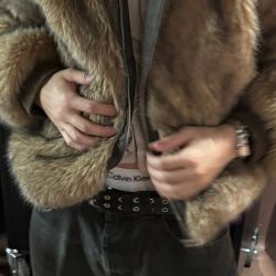 عکس .I don't trust myself