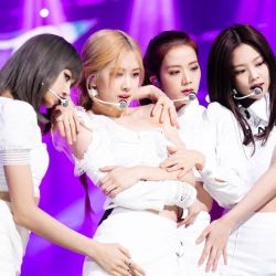 عکس کدوم آهنگ بلک پینک