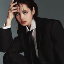 عکس 𝑩𝒆 𝒚𝒐𝒖𝒓𝒔𝒆𝒍𝒇, 𝒕𝒉𝒊𝒔 𝒊𝒔 𝒂 𝒔𝒚𝒎𝒃𝒐𝒍