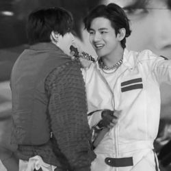 عکس 𝐧𝐞𝐠𝐚𝐫 𝐚𝐧𝐝 𝐠𝐡𝐚𝐳𝐚𝐥 𝐡𝐨𝐦𝐞