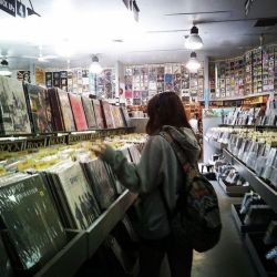 عکس ʀᴏᴄᴋ ʟᴏʙꜱᴛᴇʀ