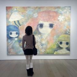 عکس So we put on our eyeliner And a bit of glitter dust