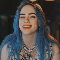 عکس چقدر‌ بیلی ایلیش‌ رو میشناسی؟