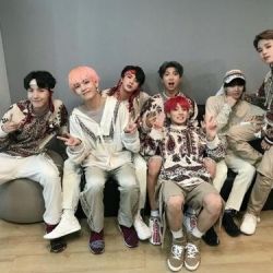 یک روز با اعضا( bts)