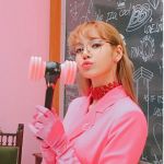 چقدر شبیه لالیسا مانوبان هستی¿