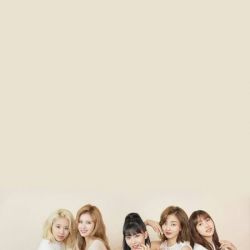 عکس بلک پینک و توایسو و ایتزی در مسافرت