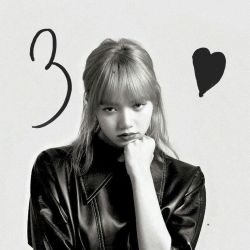 {RARE BLACK &WITH PHOTO OF QUEEN LISA {3