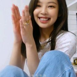 توهین به جنی!!!!!!!