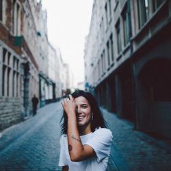 چقدر Halsey رو میشناسی?