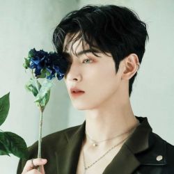 عکس نظر چا اون وو از آسترو راجب تو😻🥺💕