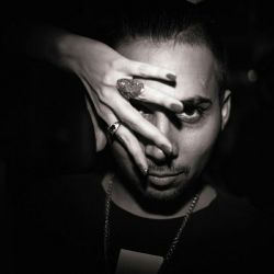 چقدر پوریا پوتک رو میشناسی؟'