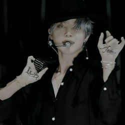 چقدر جیمین را میشناسی😍❤