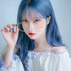 عکس بیوگرافی خودم مخصوص کسایی که دوست دارن آجی بشن باهام😇😇😇