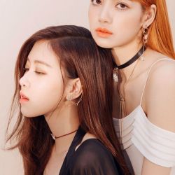 عکس از کاپل رزیسا (رزی و لیسا )