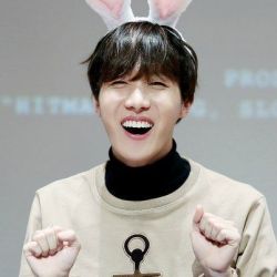 عکس Cute J-hope✨