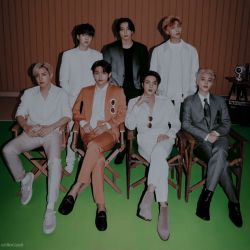 عکس دین БТS چیه؟؟