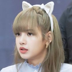 🖤💖لیسا شناسی🖤💖