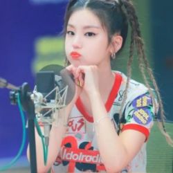 عکس معرفی آهنگ های ایرانی