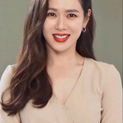 عکس هایی از سون یه جین(یون سه ری)