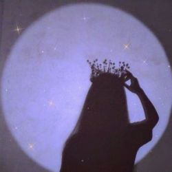 میترا وارد می شود