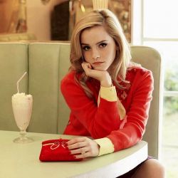 داستنی درباره ی اما واتسون ۱