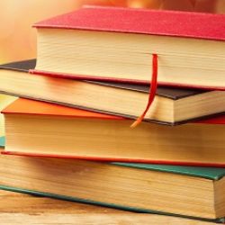 کتاب هایی که باید خوند🥺📚